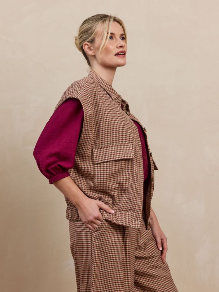 KAREN BURGUNDI KAKI C