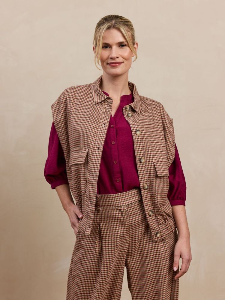 KAREN BURGUNDI KAKI C