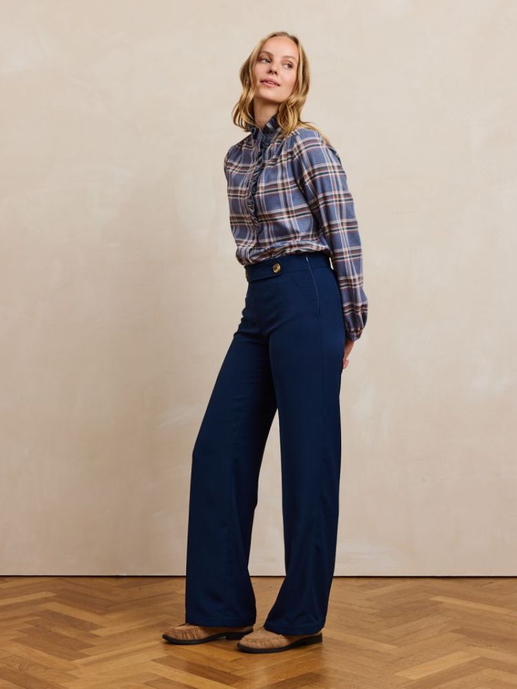 KARLI NAVY 750