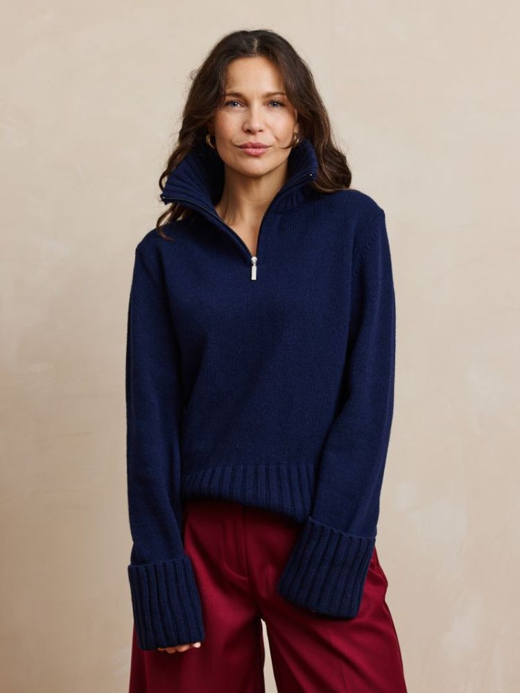 KIKI NAVY