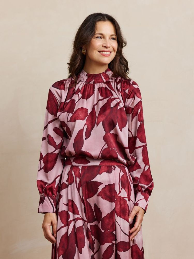 PROMISE BURGUNDY ROSEWO